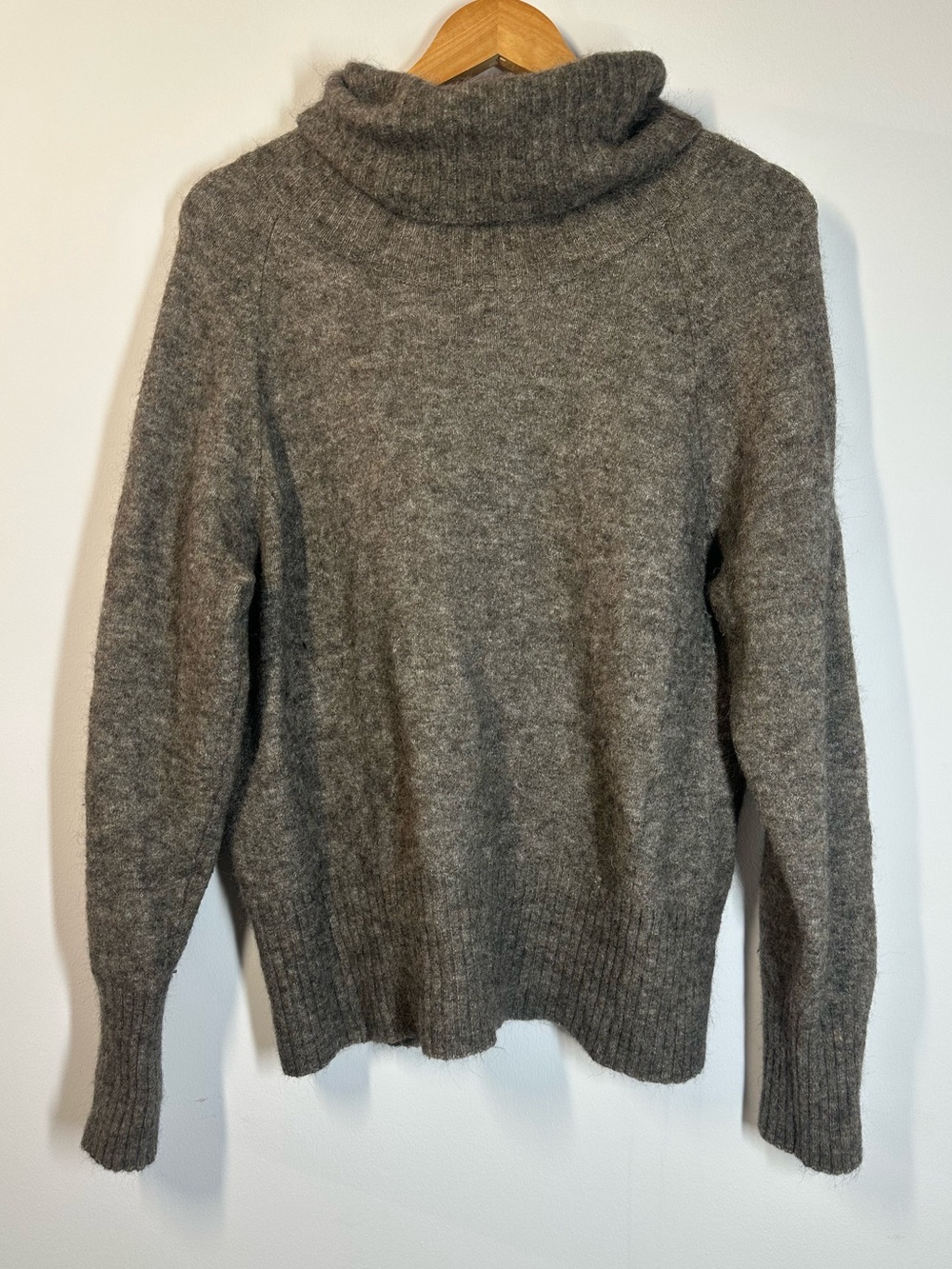 Babaton The Group Gray Alpaca Blend Turtleneck Sweater, Size Large
